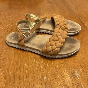 Cat & Jack Light Brown Sandals Size 4